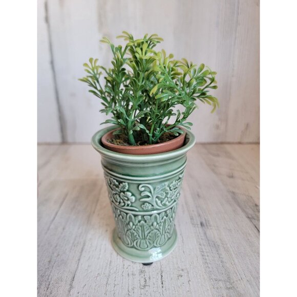 Mini green flower pot synthetic plant home decor unique office - Picture 1 of 4